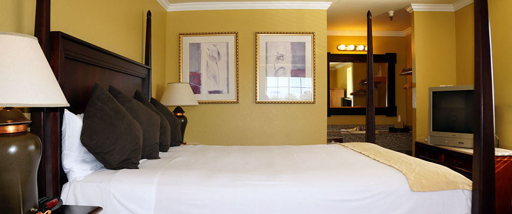 Executive Motel